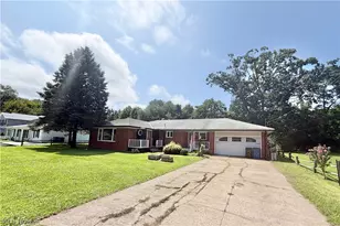 728 Hazelwood Dr, Vermilion, OH 44089 - Photo 20