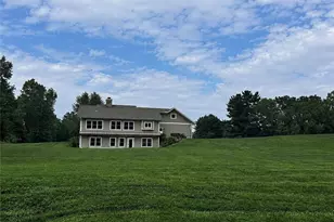 2976 Greenleaf Rd, Akron, OH 44312 - Photo 2