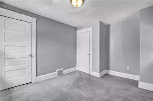 950 Haynes St, Akron, OH 44307 - Photo 12