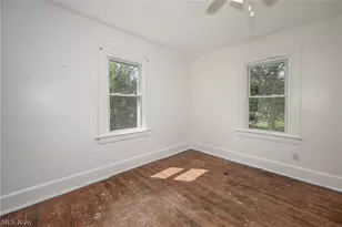 9408 Tallmadge Rd, Diamond, OH 44412 - Photo 12
