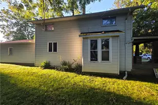 419 Barker St, Wellington, OH 44090 - Photo 2