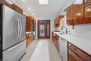 984 Elizabeth Ct, Cuyahoga Falls, OH 44221 - Photo 10