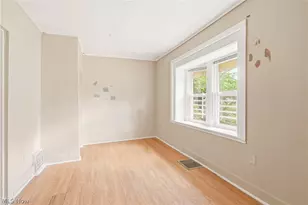 285 Sumner Ct, Akron, OH 44311 - Photo 6