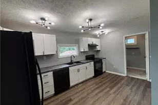 1554 Wheeling Ave, Zanesville, OH 43701 - Photo 10