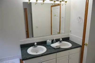 7070 NW Bentley Street NW, Massillon, OH 44646 - Photo 16