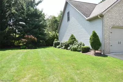 7070 NW Bentley Street NW, Massillon, OH 44646 - Photo 2