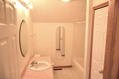 7070 NW Bentley Street NW, Massillon, OH 44646 - Photo 18