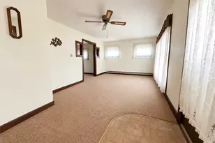 514 Barnett Ave, Newcomerstown, OH 43832 - Photo 2