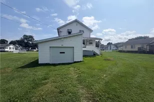 514 Barnett Ave, Newcomerstown, OH 43832 - Photo 12