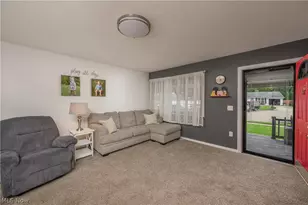 2715 Delaware Cir, Dover, OH 44622 - Photo 12