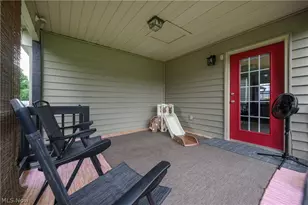 2715 Delaware Cir, Dover, OH 44622 - Photo 6