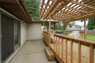 606 10th Dr NW, New Philadelphia, OH 44663 - Photo 6
