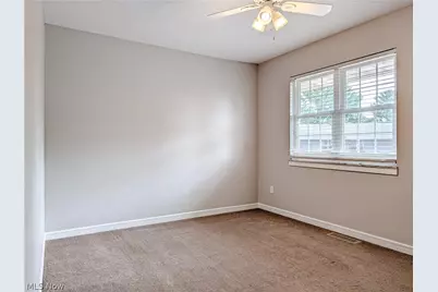 290 Lincoln Street SW, Hartville, OH 44632 - Photo 16