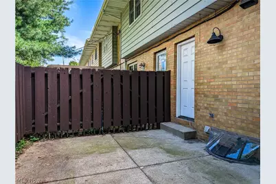 290 Lincoln Street SW, Hartville, OH 44632 - Photo 26