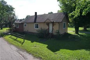 4900 Wiseland Ave SE, Canton, OH 44707 - Photo 2