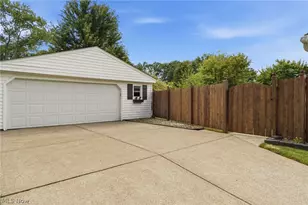 33909 Clark Dr, North Ridgeville, OH 44039 - Photo 38