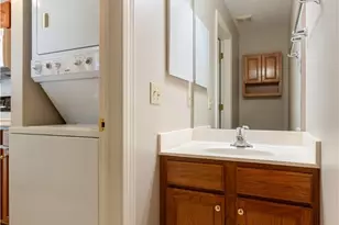315 Abby Ln, Hartville, OH 44632 - Photo 24