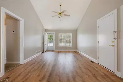 315 Abby Lane, Hartville, OH 44632 - Photo 14