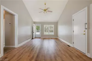 315 Abby Ln, Hartville, OH 44632 - Photo 14