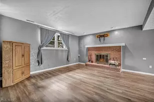 2661 Eaver St NW, Uniontown, OH 44685 - Photo 2