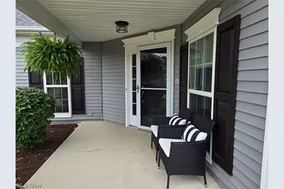 5345 Lake Forest Reserve Lane, Brunswick Hills, OH 44212 - Photo 4