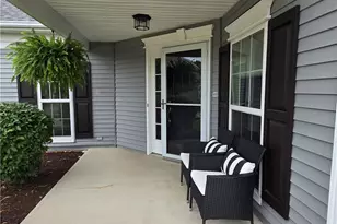 5345 Lake Forest Reserve Ln, Brunswick Hills, OH 44212 - Photo 4