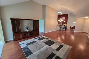 5345 Lake Forest Reserve Ln, Brunswick Hills, OH 44212 - Photo 8
