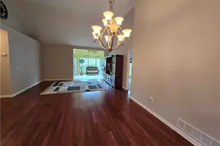 5345 Lake Forest Reserve Ln, Brunswick Hills, OH 44212 - Photo 10