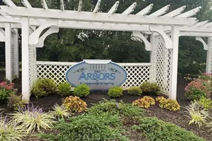 5345 Lake Forest Reserve Ln, Brunswick Hills, OH 44212 - Photo 2