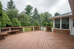 320 Justo Ln, Green Hills, OH 44131 - Photo 6