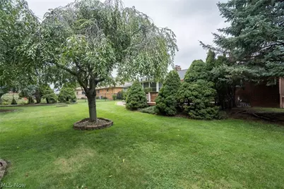 320 Justo Lane, Green Hills, OH 44131 - Photo 44