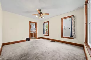 247 W Summit St, Alliance, OH 44601 - Photo 8