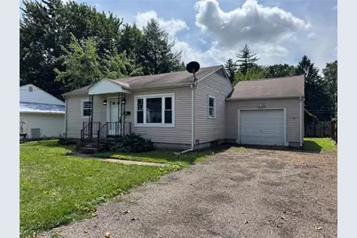 2308 42nd Street NW, Canton, OH 44709 - Photo 1