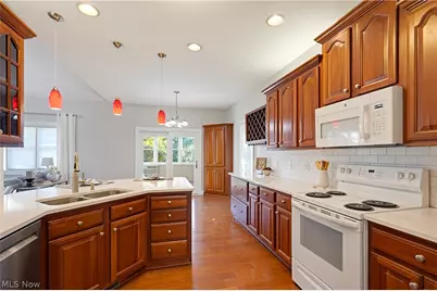 2222 Burberry Street NW, North Canton, OH 44720 - Photo 10