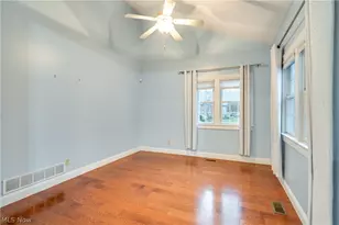2222 Burberry St NW, North Canton, OH 44720 - Photo 24