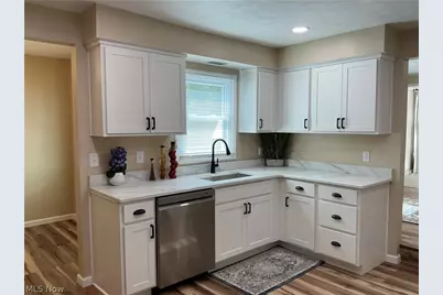 39569 Calann Drive, Elyria, OH 44035 - Photo 2
