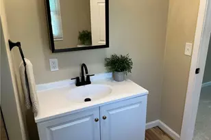 39569 Calann Dr, Elyria, OH 44035 - Photo 10