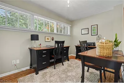 3610 Knollwood Lane, Akron, OH 44333 - Photo 24
