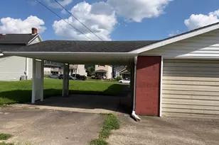 3835 Adams Ave, Shadyside, OH 43947 - Photo 10