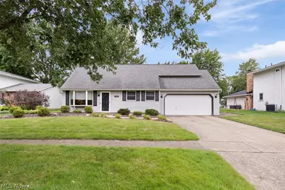 380 Naples Drive, Elyria, OH 44035 - Photo 1