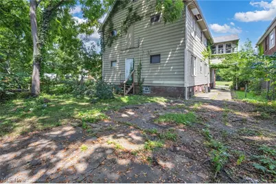 382 Madison Avenue, Akron, OH 44320 - Photo 4
