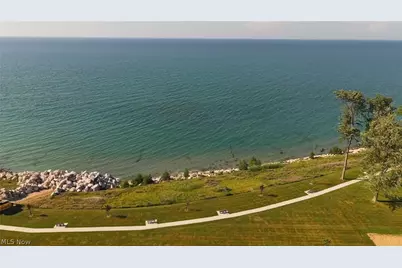5090 Lake Road E #3, Geneva on the Lake, OH 44041 - Photo 14
