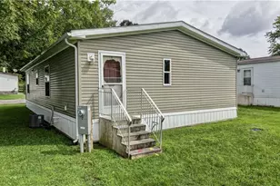 5294 NE L St, Magnolia, OH 44643 - Photo 4