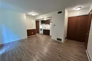 200 West 36th St, Shadyside, OH 43947 - Photo 2