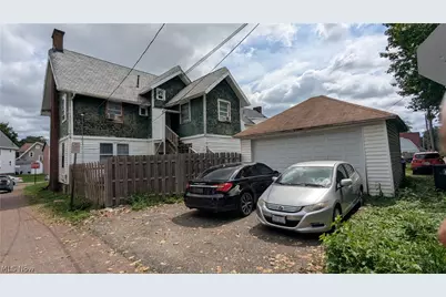 1411 Yale NW, Canton, OH 44703 - Photo 2
