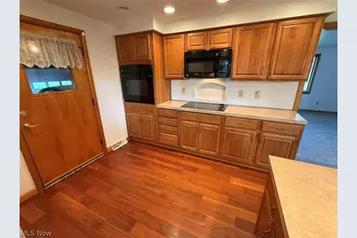 1104 S Broadway Street, New Philadelphia, OH 44663 - Photo 10