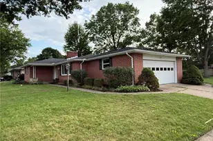 1104 S Broadway St, New Philadelphia, OH 44663 - Photo 46