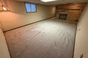 1104 S Broadway St, New Philadelphia, OH 44663 - Photo 28
