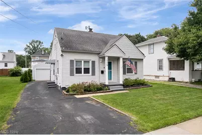 1556 Campbell Street, Cuyahoga Falls, OH 44223 - Photo 4