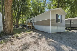 4516 Navarre Rd SW, Canton, OH 44706 - Photo 1